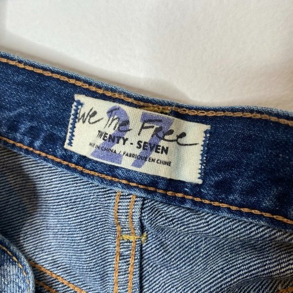 We the Free distressed denim jean shorts size 27 button fly - Picture 3 of 6